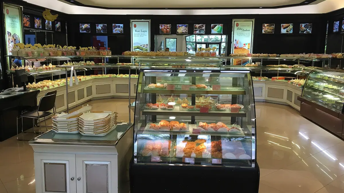 Eggless Cake Shop bakes